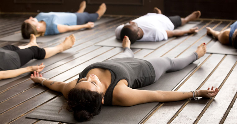 Relaxation, yoga des yeux