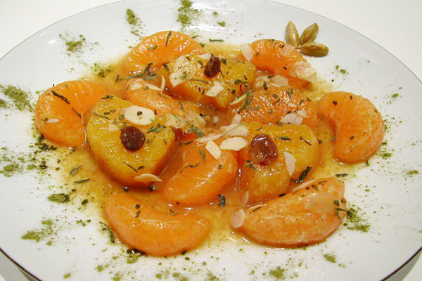 Salade d'oranges clémentines aux épices et au thé vert